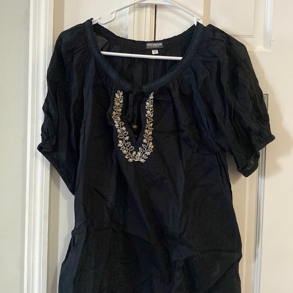 Earthbound top